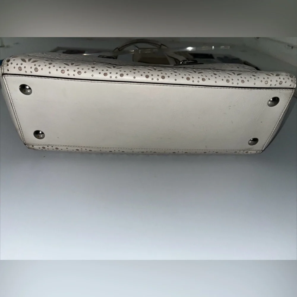 Coach All Leather Taylor Eyelet Shoulder Carryall Handbag tote purse F27391 wht - Picture 6 of 10